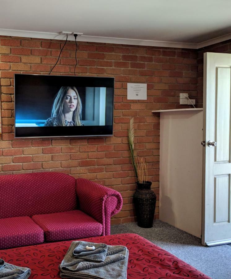 Travellers Inn Kaniva Экстерьер фото
