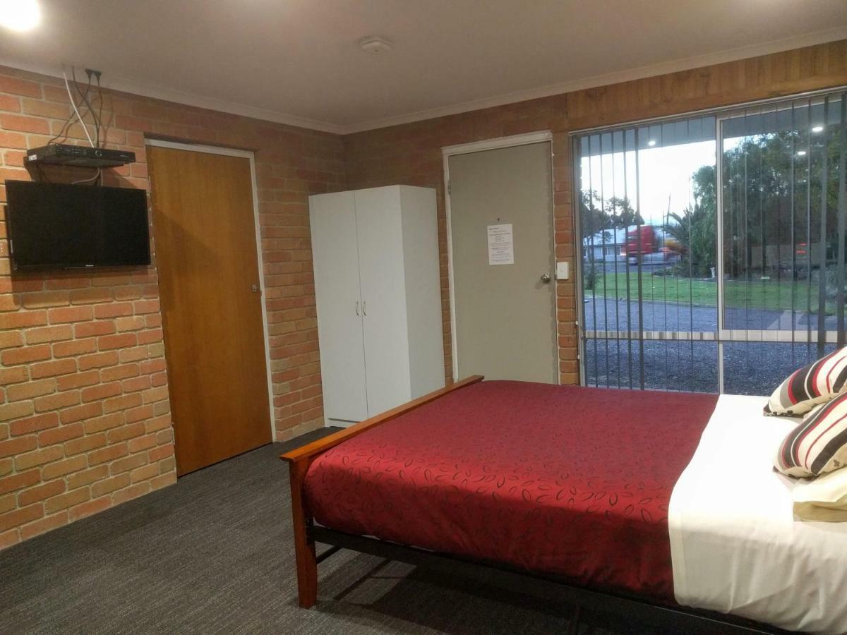 Travellers Inn Kaniva Экстерьер фото
